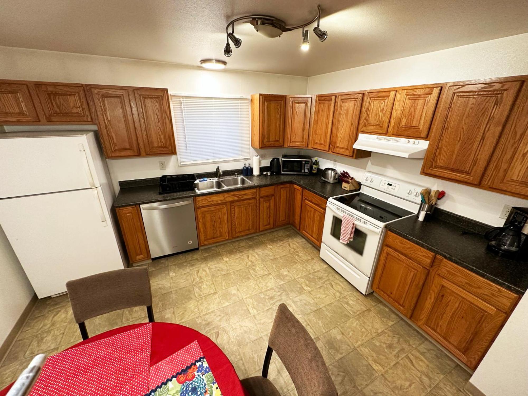 Stay Anchorage! Furnished Two Bedroom Apartments With High Speed Wifi Habitación foto